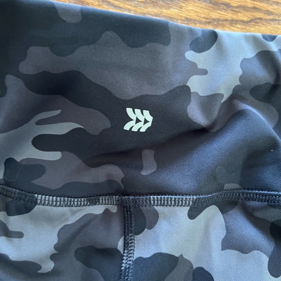 Target all motion leggings - Picture 5 of 8